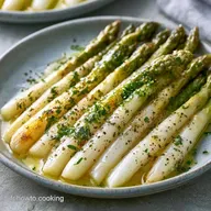Asperges Chaudes Au Beurre: Onctueuses