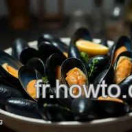 Moules Marini&egrave;res : Un D&eacute;lice Maritime &agrave; D&eacute;guster en Famille